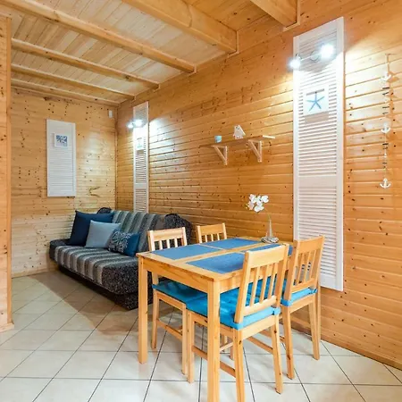 Domki Perla Baltyku Orman Evi
